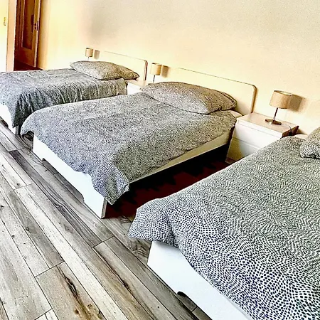 Cozy In Apartmán Pasov